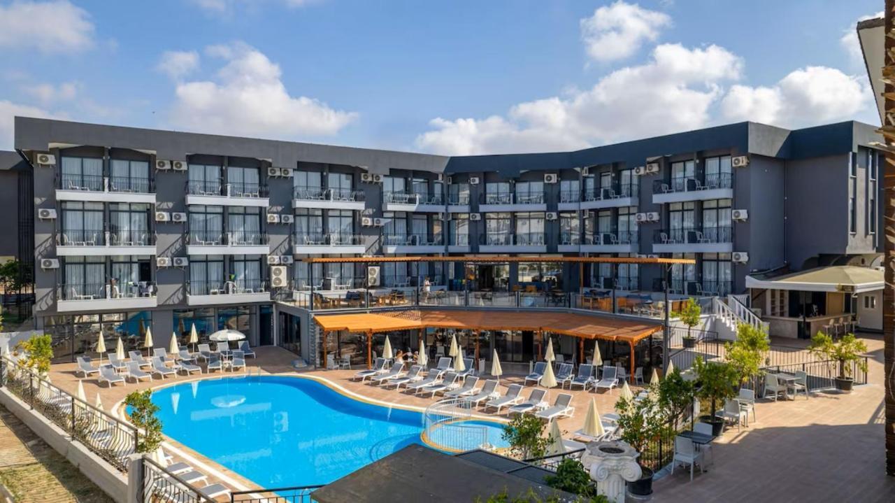 Clover Magic Park Side Hotel Екстер'єр фото