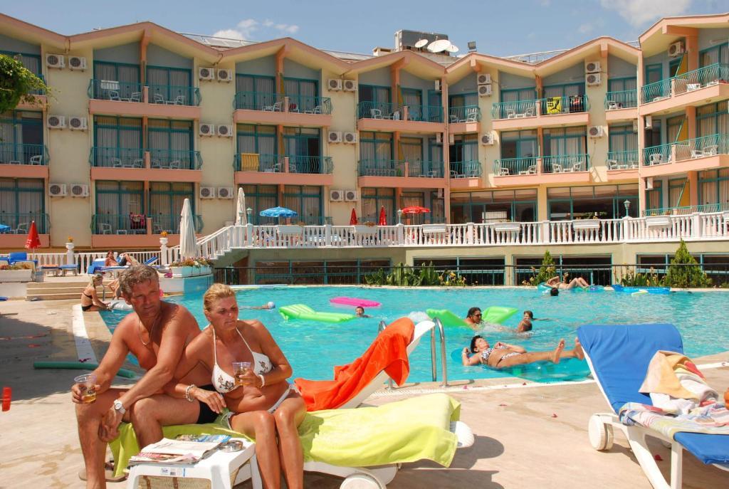 Clover Magic Park Side Hotel Екстер'єр фото